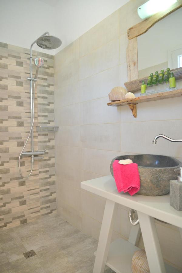 אדאמאס Margaritari Studios Milos מראה חיצוני תמונה