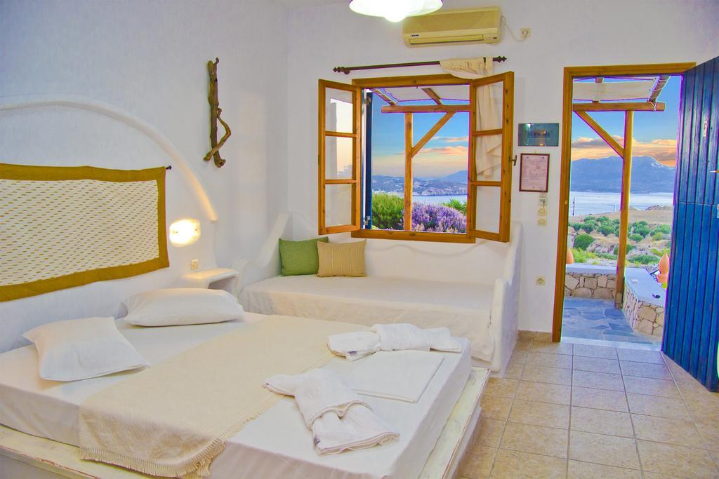 אדאמאס Margaritari Studios Milos חדר תמונה